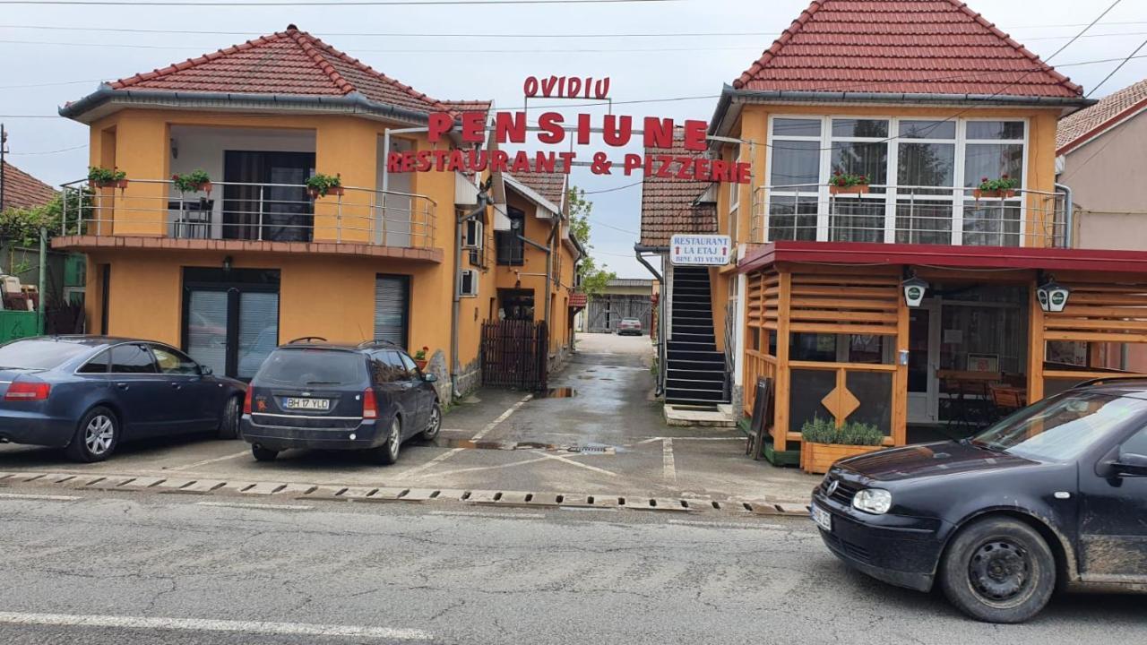 Pensiune Restaurant Ovidiu Valea lui Mihai Zewnętrze zdjęcie